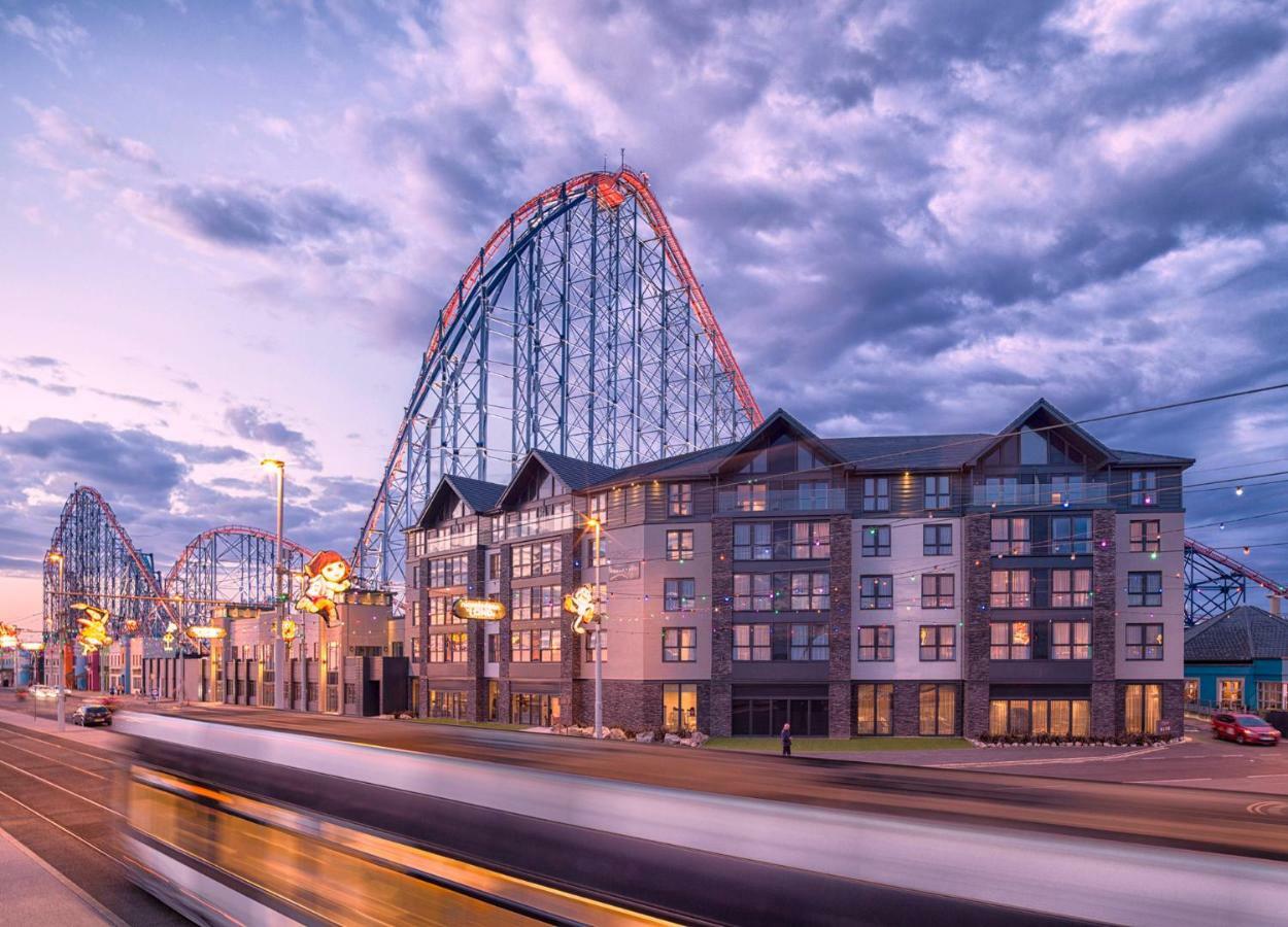 Boulevard Hotel Blackpool Exterior foto The Pleasure Beach Pleasure Hotel